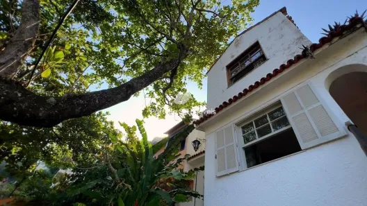 Casa com 3 Quartos à venda, 211m² no Humaitá, Rio de Janeiro