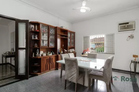 Casa com 6 Quartos para alugar, 406m² no Duque de Caxias, Cuiabá