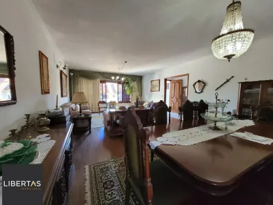 Casa com 4 Quartos à venda, 390m² no Costa e Silva, Porto Alegre