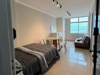 Kitnet com 1 Quarto à venda, 30m² no Guilhermina, Praia Grande