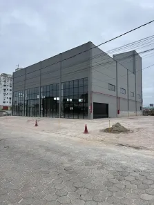 Galpão/Depósito/Armazém para alugar, 967m² no 15 de novembro, Tijucas