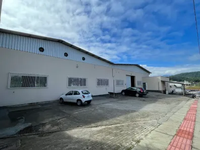 Galpão/Depósito/Armazém para alugar, 665m² no Dom Joaquim, Brusque