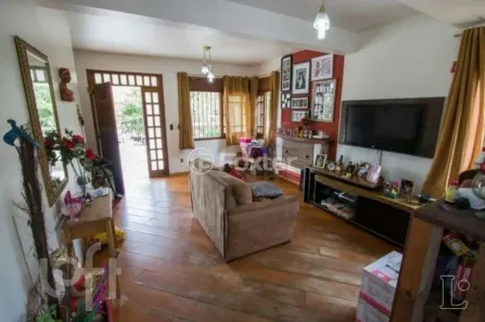 Casa com 3 Quartos à venda, 245m² no Ipanema, Porto Alegre