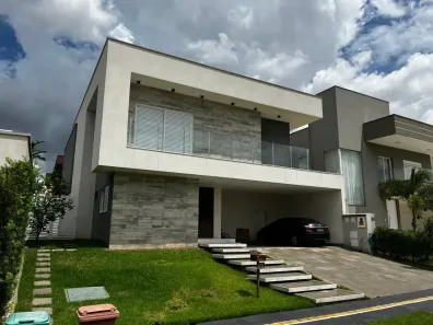 Casa de Condomínio com 4 Quartos à venda, 337m² no Jardins Valência, Goiânia