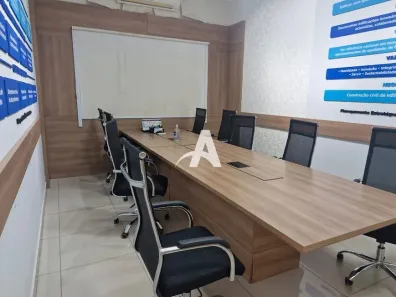 Prédio Comercial para alugar, 580m² no Vigilato Pereira, Uberlândia