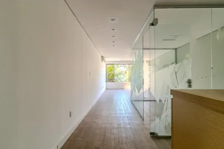 Sala Comercial à venda, 46m² no Petrópolis, Porto Alegre