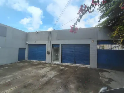 Ponto Comercial para alugar, 350m² no Joaquim Távora, Fortaleza
