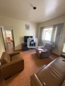 Casa com 3 Quartos à venda, 257m² no Santa Mônica, Uberlândia