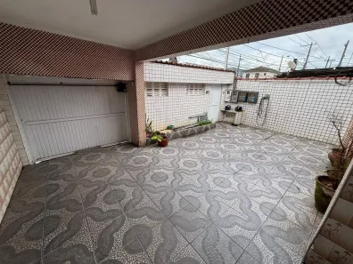 Casa com 4 Quartos à venda, 131m² no Jardim Paraíso, São Vicente
