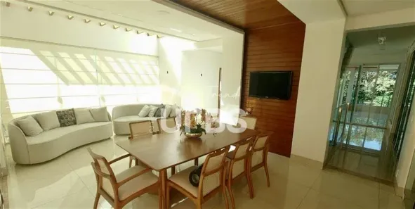 Casa de Condomínio com 4 Quartos à venda, 480m² no Condomínio do Lago 1ª Etapa, Goiânia