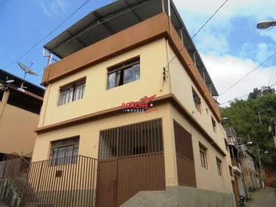 Casa com 4 Quartos para alugar, 96m² no Centro, Viçosa