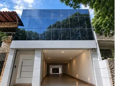 Prédio Residencial com 5 Quartos para alugar, 244m² no São Brás, Belém