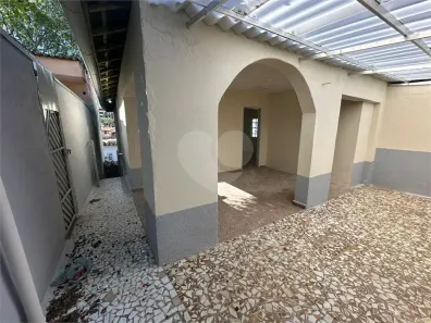 Casa com 2 Quartos para alugar, 100m² no Vila Pereira Cerca, São Paulo