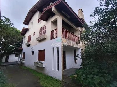 Casa com 3 Quartos para alugar, 290m² no Niterói, Canoas