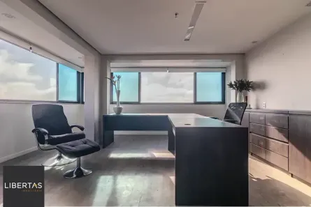 Sala Comercial à venda, 111m² no Auxiliadora, Porto Alegre