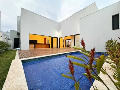 Apartamento com 4 Quartos à venda, 237m² no Condomínio Residencial Belas Artes, Anápolis