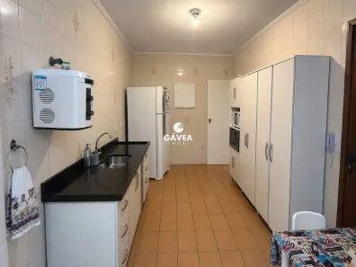 Apartamento com 2 Quartos para alugar, 95m² no Itararé, São Vicente