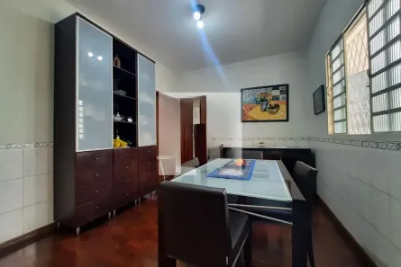 Casa com 4 Quartos à venda, 150m² no Industrial, Contagem
