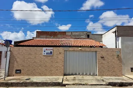 Casa com 2 Quartos à venda, 76m² no Pajuçara, Natal