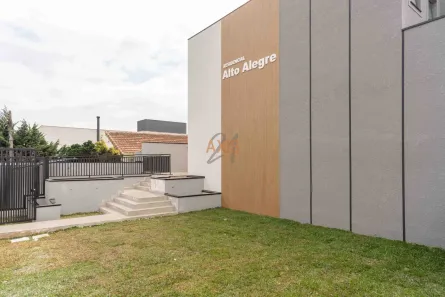 Sobrado com 3 Quartos à venda, 184m² no Vista Alegre, Curitiba