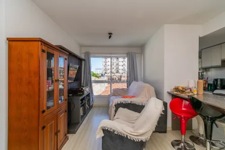 Apartamento com 2 Quartos à venda, 59m² no Passo da Areia, Porto Alegre
