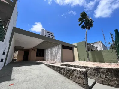 Casa com 5 Quartos à venda, 351m² no Dionisio Torres, Fortaleza