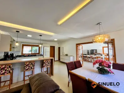 Casa com 4 Quartos à venda, 208m² no Rincão, Novo Hamburgo