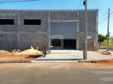 Galpão/Depósito/Armazém para alugar, 400m² no Jardim Brasília, Uberlândia