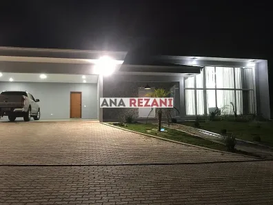 Fazenda/Sítio com 4 Quartos à venda, 600m² no Fazenda Castelo, Boituva