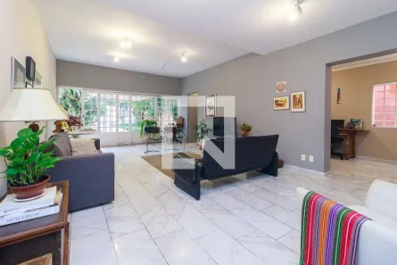 Casa com 3 Quartos à venda, 404m² no Vila Cordeiro, São Paulo