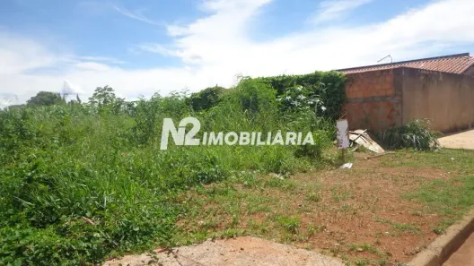 Lote/Terreno à venda, 300m² no Pampulha, Uberlândia