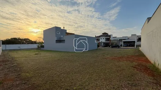 Lote/Terreno à venda, 318m² no Jardim Residencial Dona Lucilla, Indaiatuba