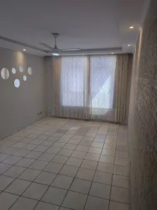 Sobrado com 3 Quartos para alugar, 250m² no Jardim Santos Dumont, São Paulo