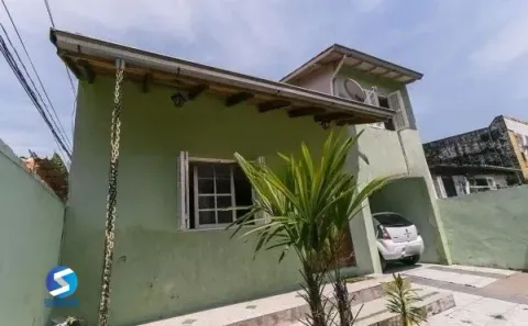 Casa com 3 Quartos à venda, 136m² no Camaquã, Porto Alegre