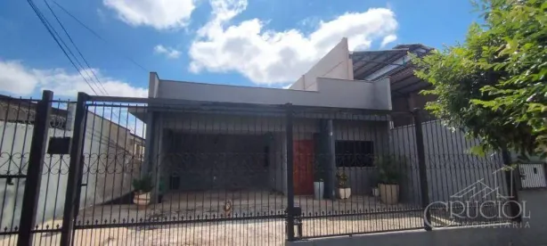 Casa com 2 Quartos à venda, 110m² no Shangri-lá, Londrina