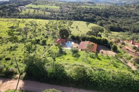 Fazenda/Sítio com 3 Quartos à venda, 18000m² no , Itatiaiuçu