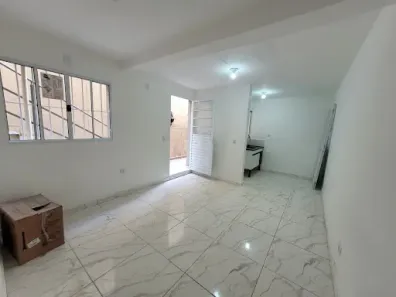 Casa com 1 Quarto para alugar, 45m² no Jardim Ester, São Paulo