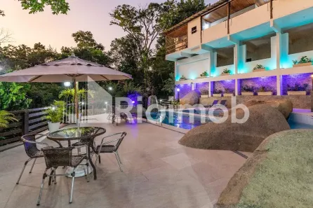 Casa de Condomínio com 7 Quartos à venda, 660m² no Barra de Guaratiba, Rio de Janeiro