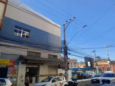 Sala Comercial para alugar, 680m² no Centro, Juiz de Fora