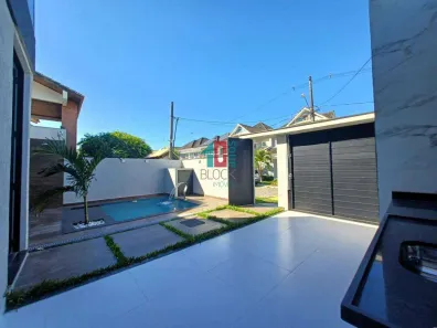 Casa de Condomínio com 4 Quartos à venda, 190m² no Vargem Pequena, Rio de Janeiro