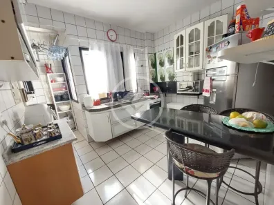 Apartamento com 3 Quartos à venda, 76m² no Presidente Roosevelt, Uberlândia