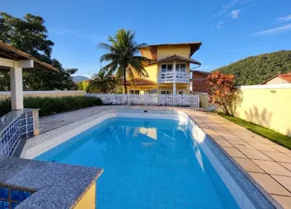 Casa de Condomínio com 4 Quartos à venda, 375m² no Piratininga, Niterói