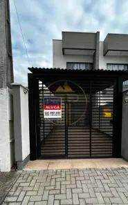 Casa com 2 Quartos para alugar, 60m² no Centro, Tijucas