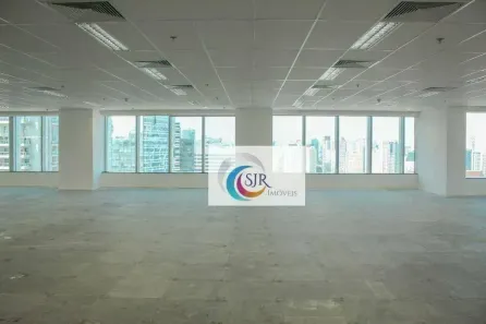 Sala Comercial para alugar, 1771m² no Vila São Francisco (Zona Sul), São Paulo