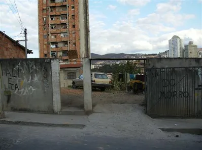 à venda, 1035m² no Santa Tereza, Belo Horizonte