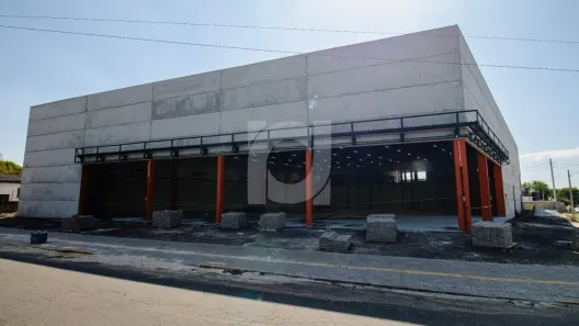 Prédio Comercial à venda, 2200m² no Fião, São Leopoldo