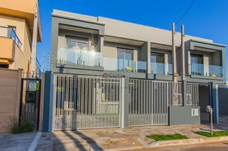 Sobrado com 3 Quartos à venda, 140m² no Estância Velha, Canoas