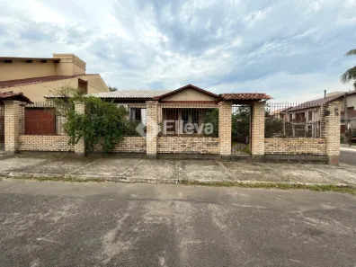 Casa com 3 Quartos à venda, 133m² no Centro, Gravataí