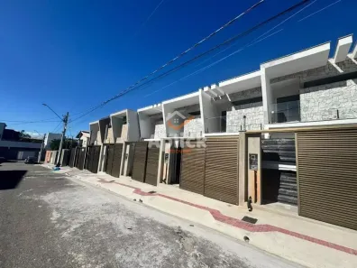 Casa com 3 Quartos à venda, 133m² no Morada de Laranjeiras, Serra