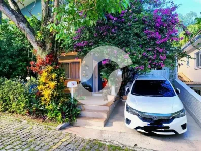 Casa de Condomínio com 4 Quartos à venda, 140m² no Mata Paca, Niterói